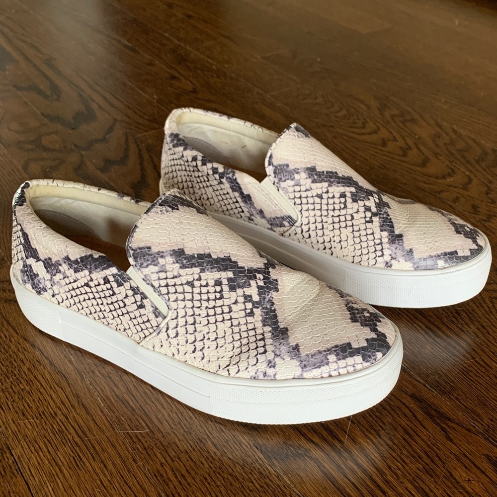 Steve Madden Natural Snake Slip Ons